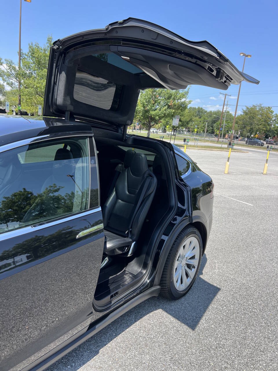 Used 2017 Tesla Model X 75D AWD/4WD image 20