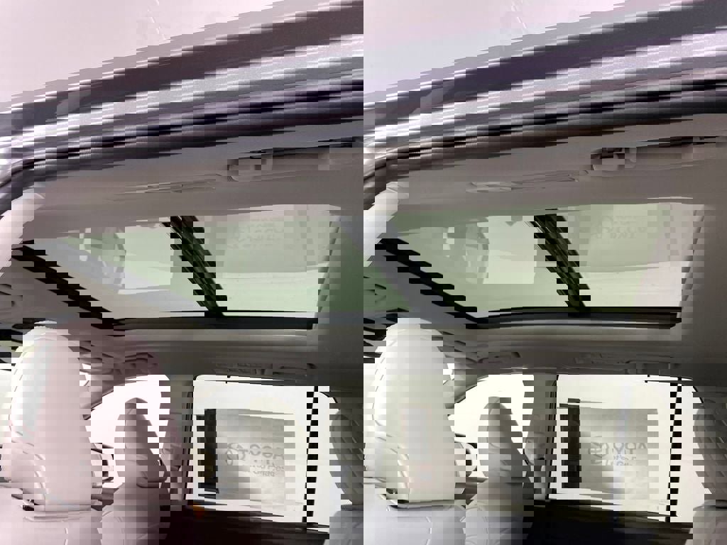 New 2026 Toyota Grand Highlander Limited image 32