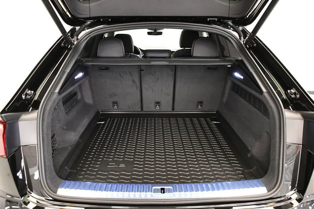 New 2026 Audi Q8 Premium Plus image 55