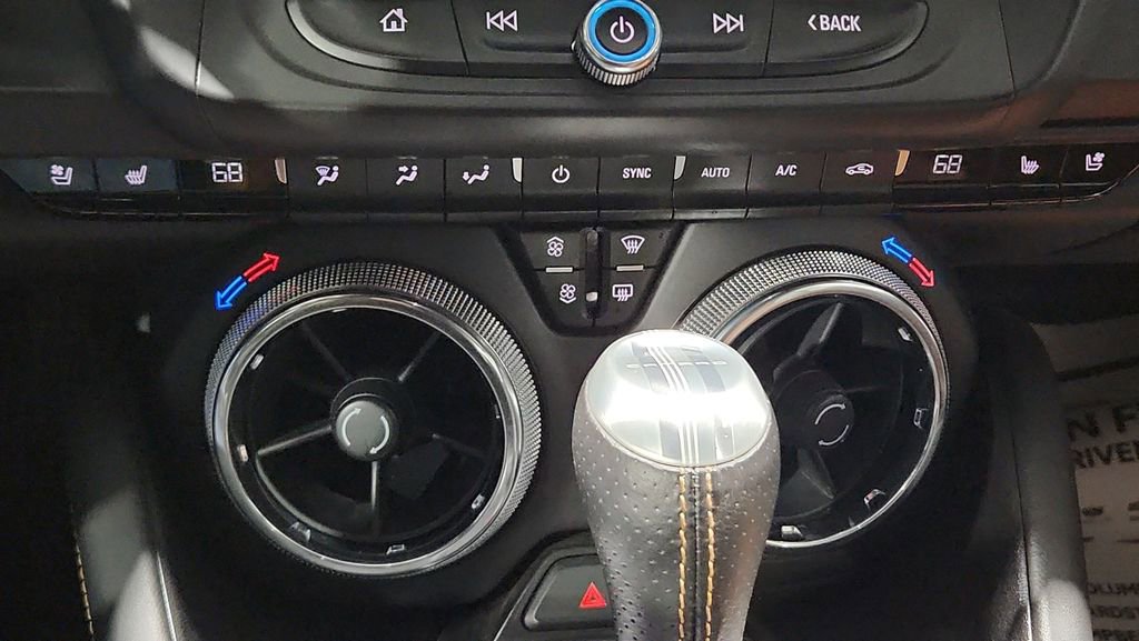 Used 2016 Chevrolet Camaro LT image 23