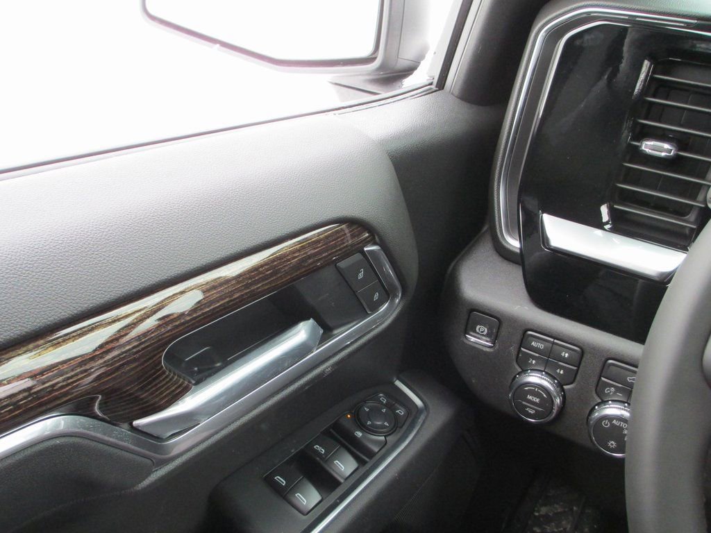 New 2026 GMC Sierra 1500 SLE AWD/4WD image 14