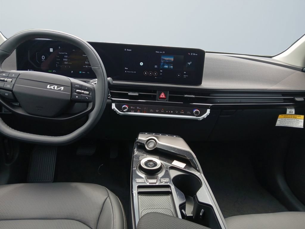 New 2025 Kia EV6 Wind AWD/4WD image 10