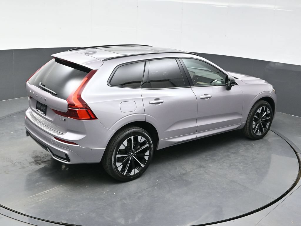 New 2026 Volvo XC60 B5 Plus w/ Climate Package AWD/4WD image 34