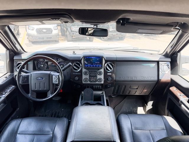 Used 2016 Ford F250 Platinum w/ FX4 Off-Road Package AWD/4WD image 18