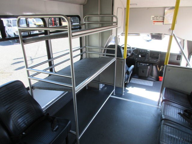 Used 2022 Chevrolet Express 3500 w/ Shuttle Bus Package RWD image 4