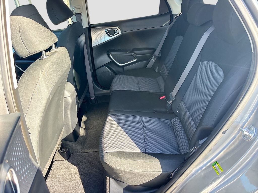 Used 2023 Kia Soul LX image 22