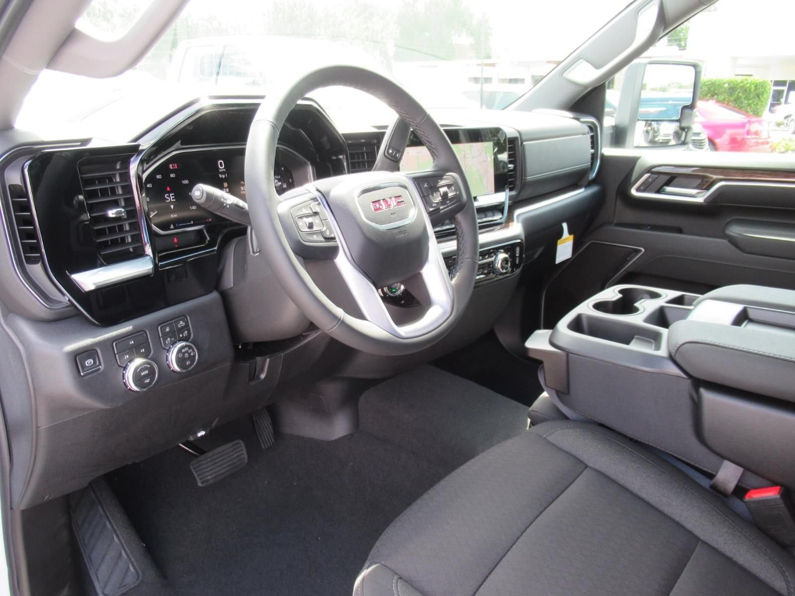 New 2026 GMC Sierra 2500 SLE w/ SLE Value Package; AWD/4WD image 17