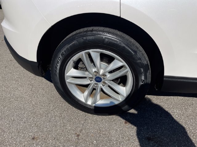 Used 2016 Ford Edge SEL w/ Equipment Group 201A AWD/4WD image 42