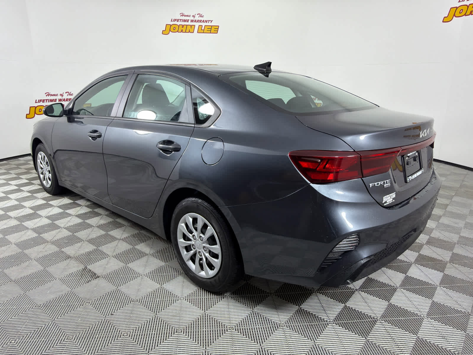 Used 2024 Kia Forte LX image 3