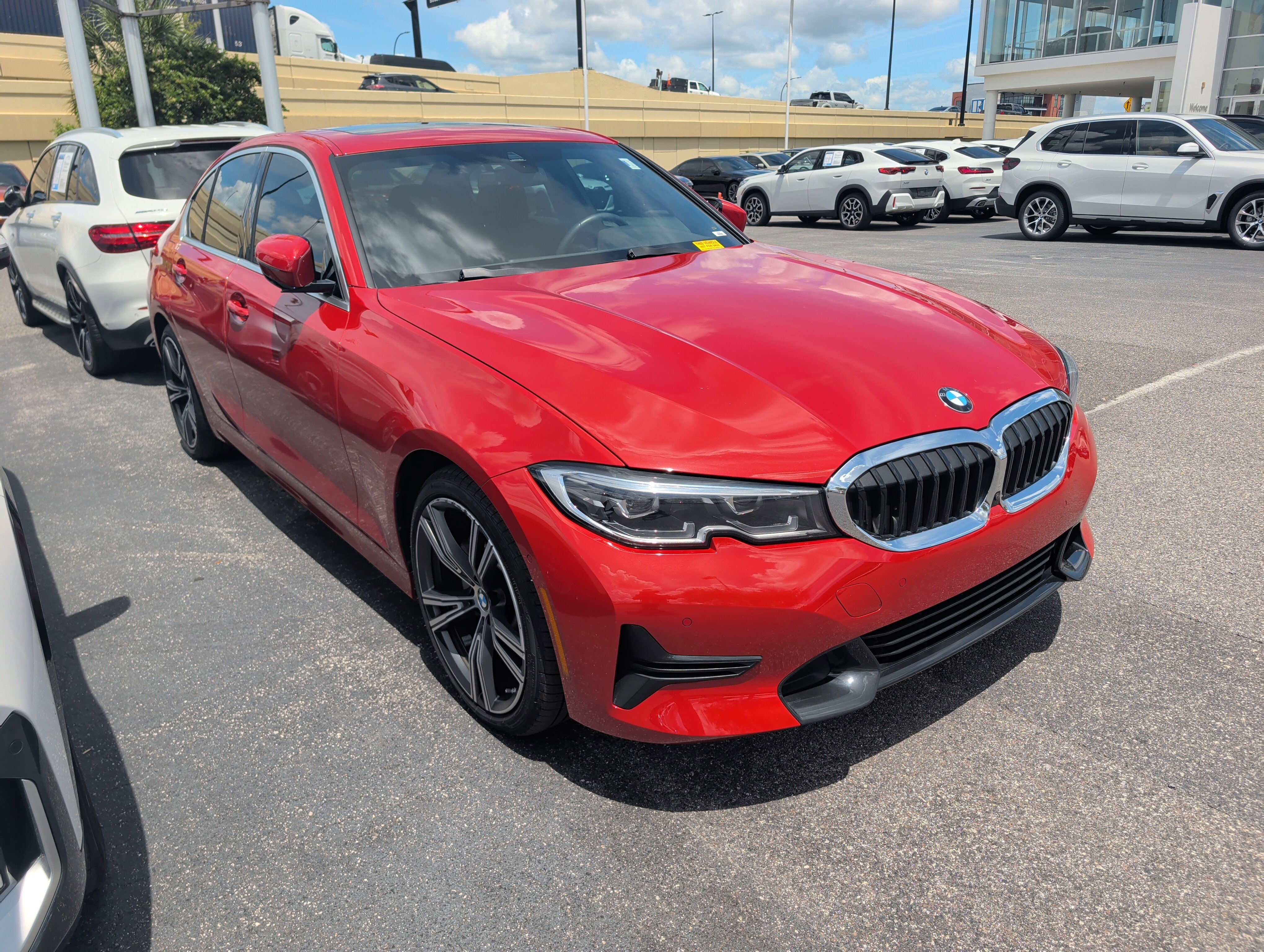 Used 2020 BMW 330i Sedan w/ Convenience Package RWD image 1