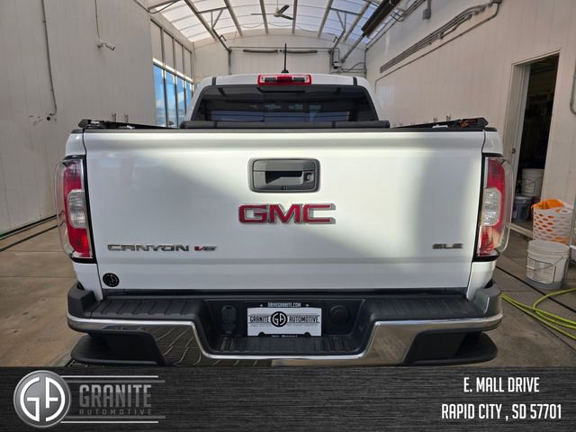 Used 2018 GMC Canyon SLE image 4