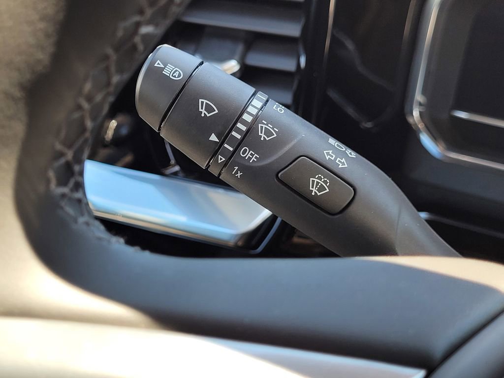 New 2025 Chevrolet Silverado 1500 LT w/ Safety Package image 16