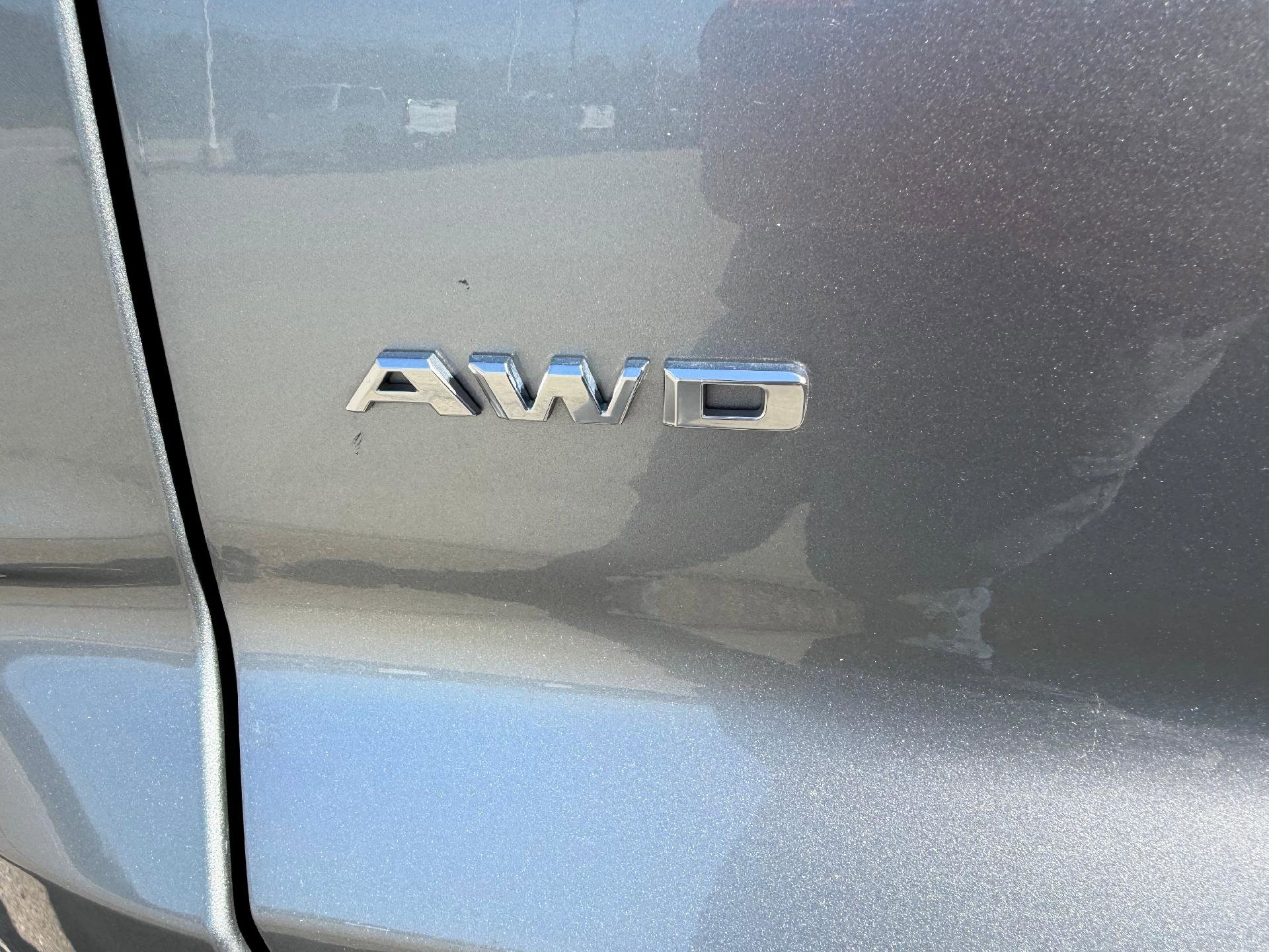 Certified 2025 Cadillac XT4 Premium Luxury w/ Cold Weather Package image 16