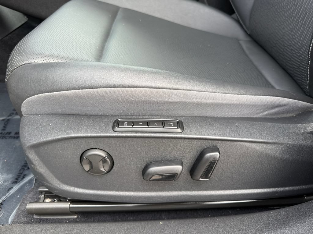 Used 2023 Volkswagen ID.4 Pro S RWD image 10