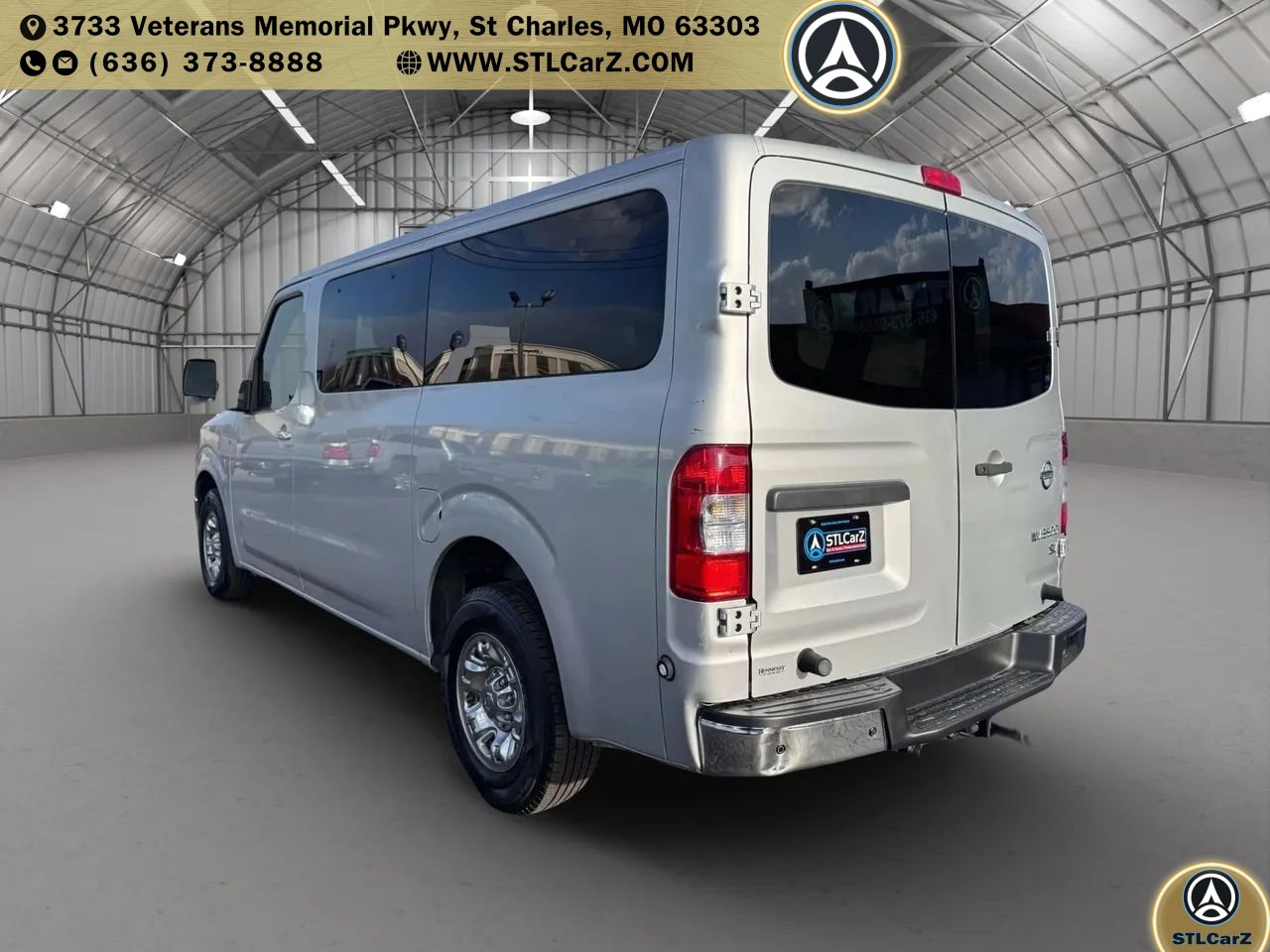 Used 2017 Nissan NV 3500 SV image 5