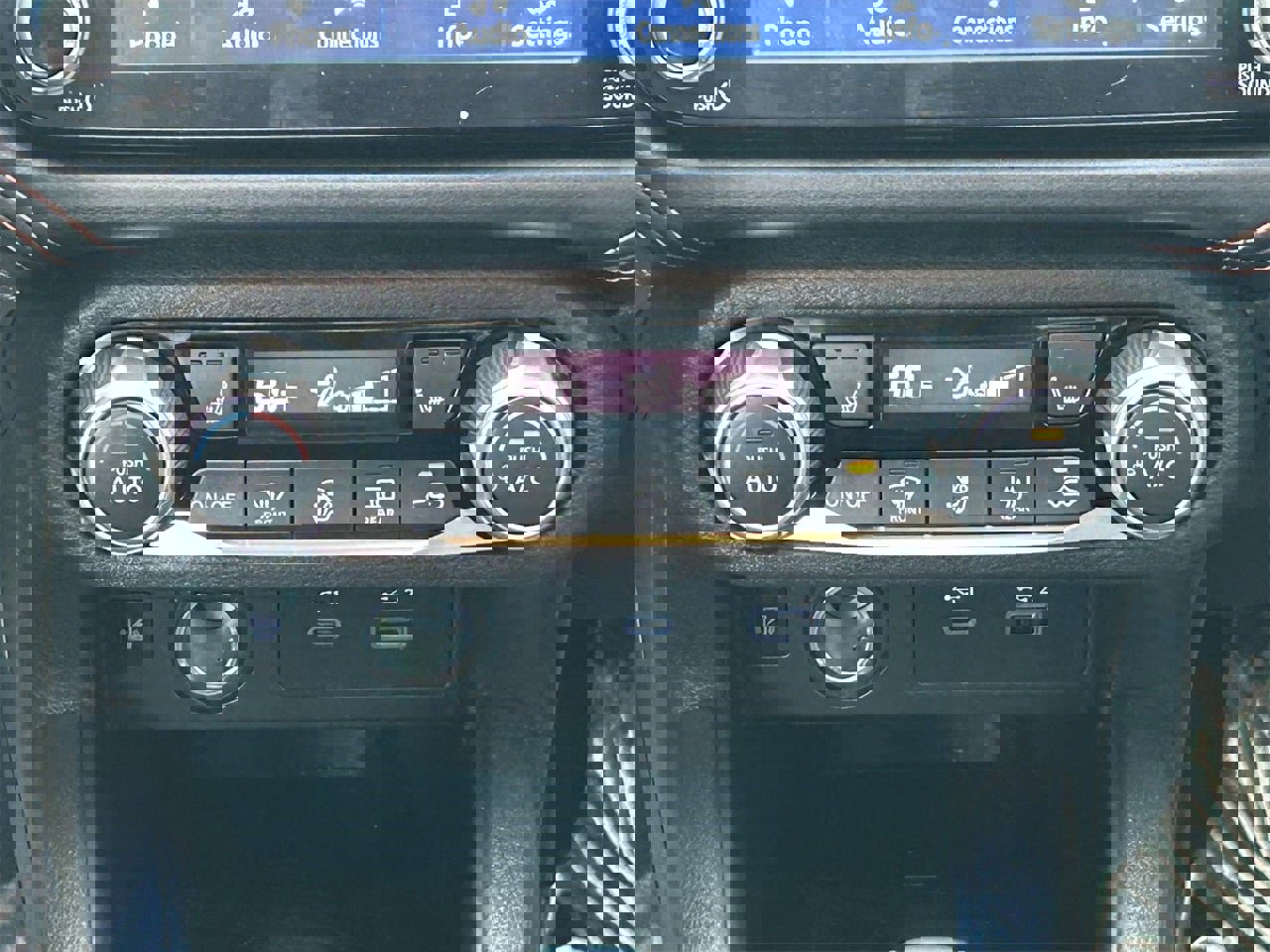 Certified 2023 Nissan Versa SR w/ Trunk Package image 20