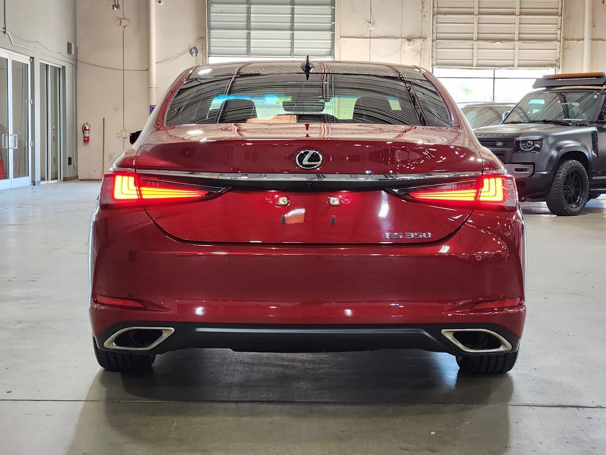 Used 2022 Lexus ES 350 w/ Premium Package FWD image 10
