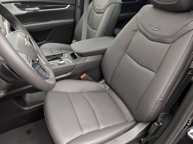 Used 2026 Cadillac XT5 Premium Luxury w/ Driver Assist Package AWD/4WD image 21