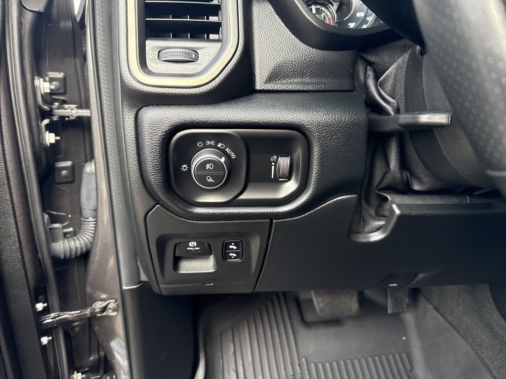 Used 2020 RAM 1500 Rebel w/ Rebel Level 2 Equipment Group AWD/4WD image 19