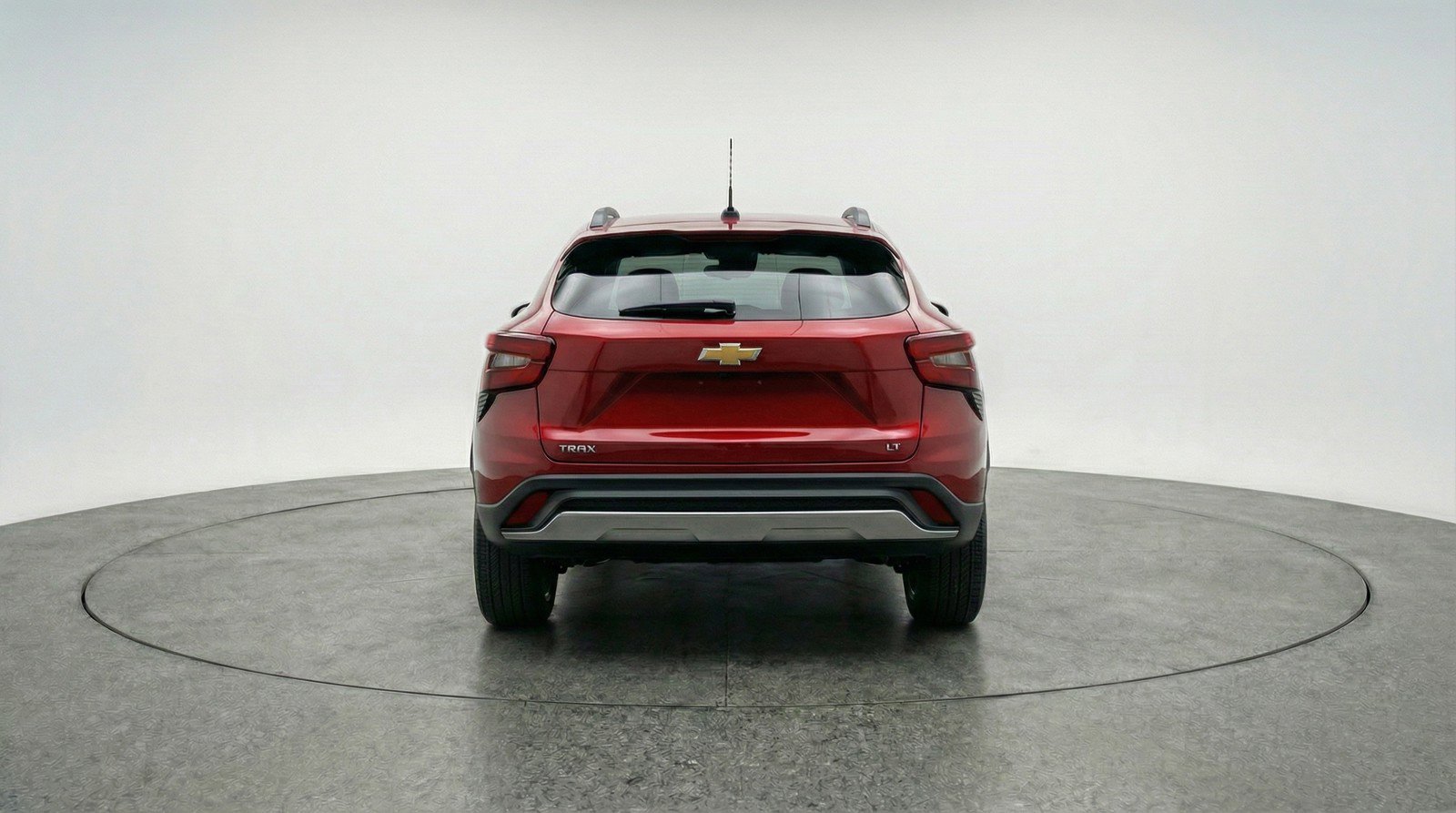 Used 2025 Chevrolet Trax LT w/ LT Convenience Package image 7