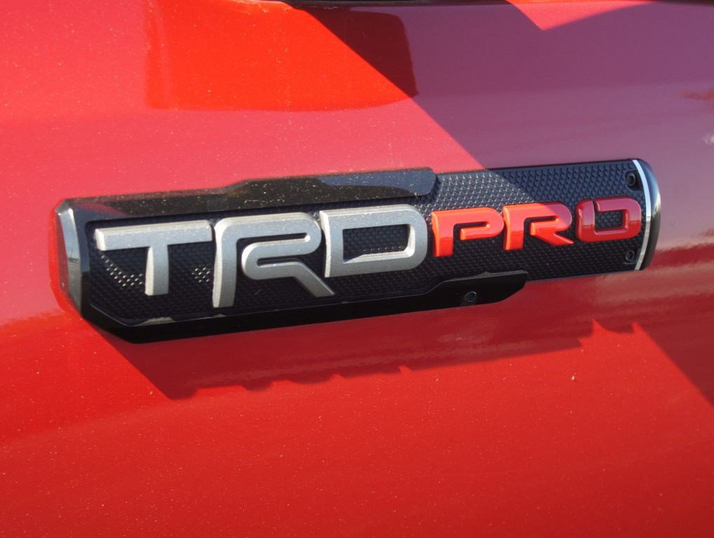 Used 2017 Toyota Tacoma TRD Pro AWD/4WD image 18