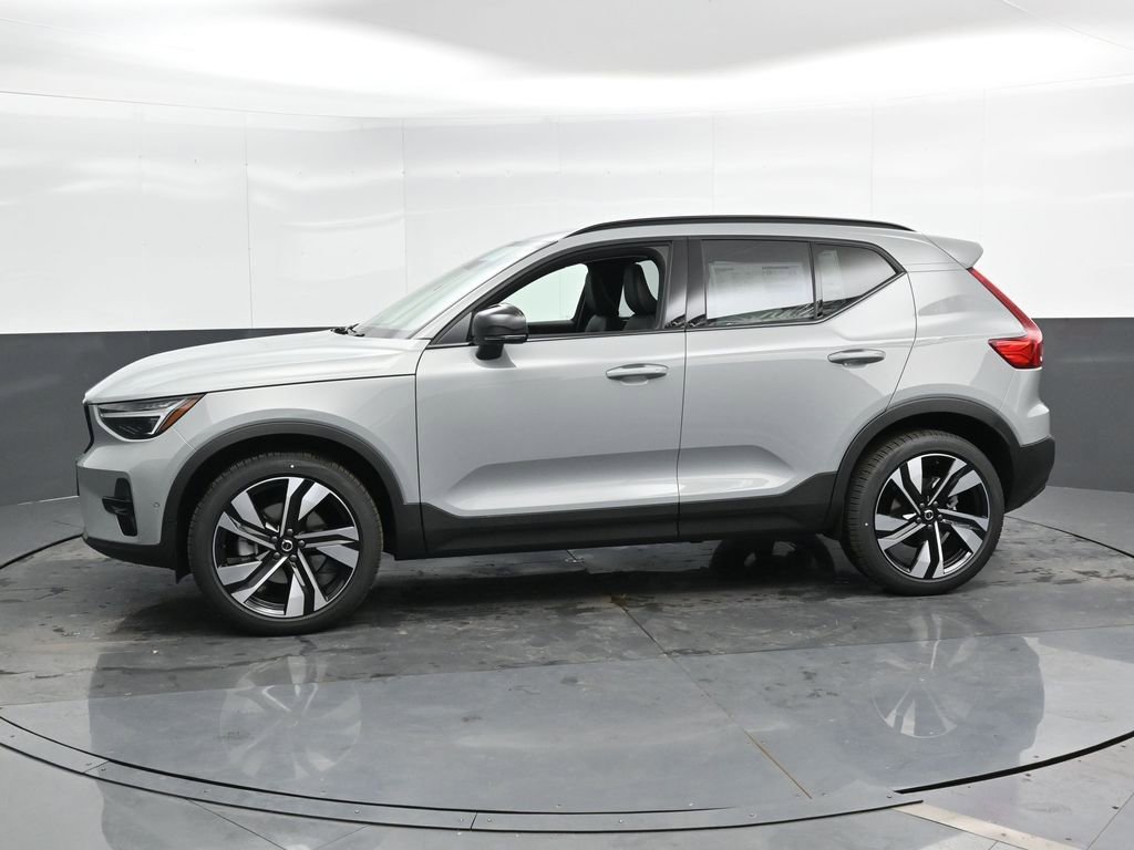 New 2025 Volvo XC40 B5 Ultra w/ Climate Package AWD/4WD image 7