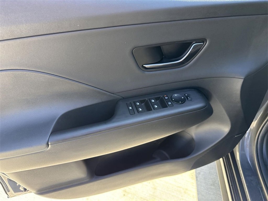 Used 2024 Hyundai Kona N Line image 22