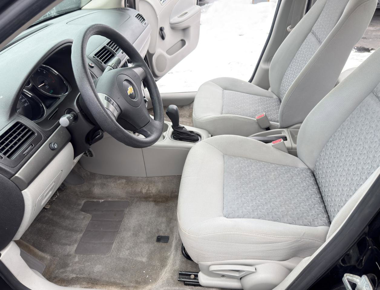 Used 2009 Chevrolet Cobalt LS w/ Protection Package FWD image 24