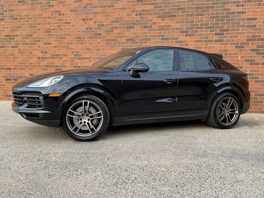Certified 2022 Porsche Cayenne S Platinum image 1