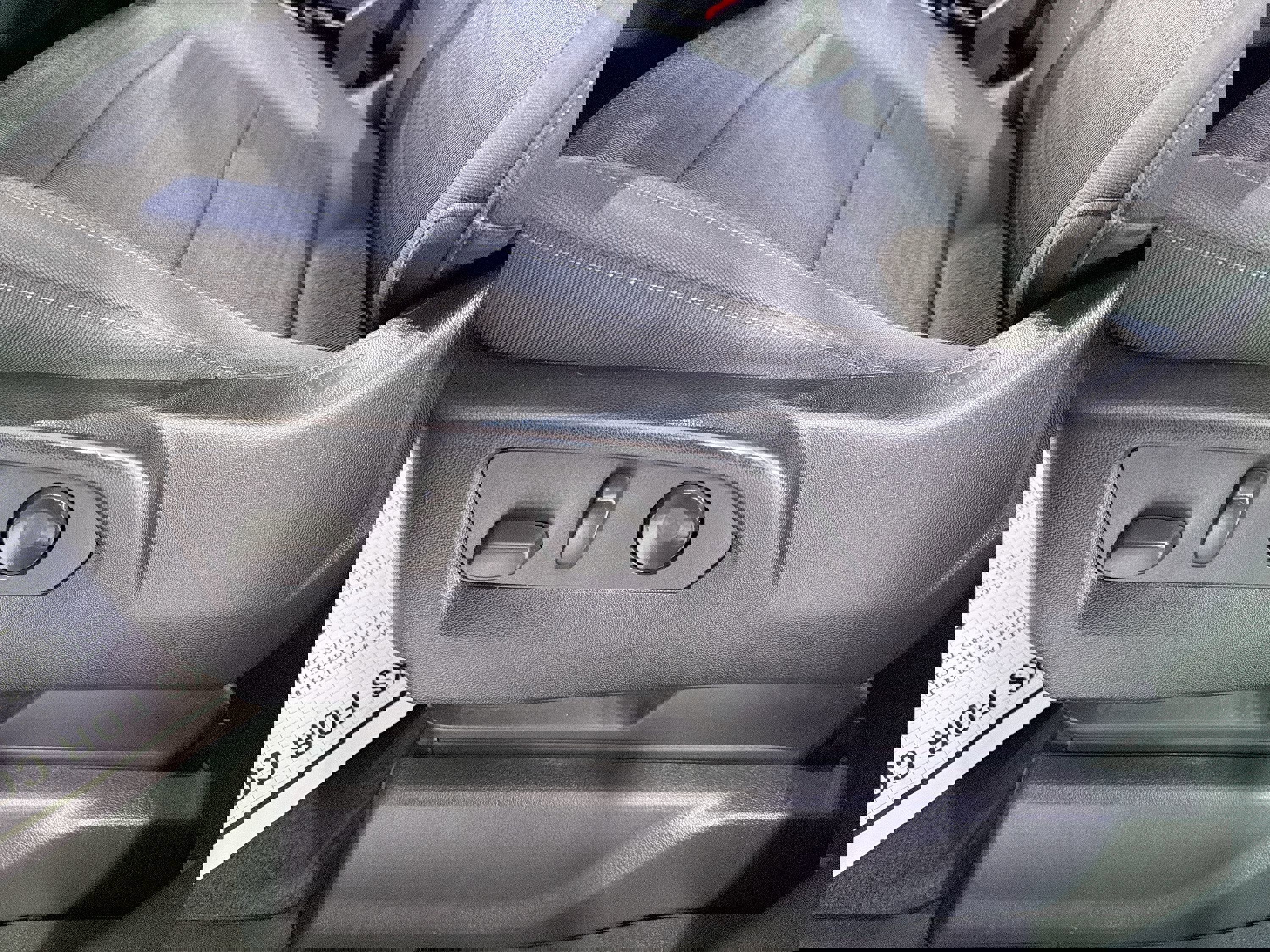 Used 2022 Chevrolet Silverado 1500 Custom image 11