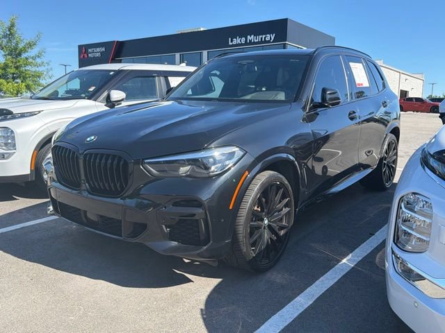 Used 2022 BMW X5 M50i AWD/4WD image 1