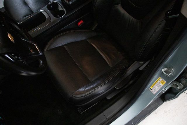 Used 2012 Chevrolet Volt Premium w/ Premium Trim Package image 25