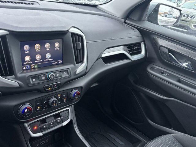 Used 2023 GMC Terrain SLE w/ Driver Convenience Package image 24