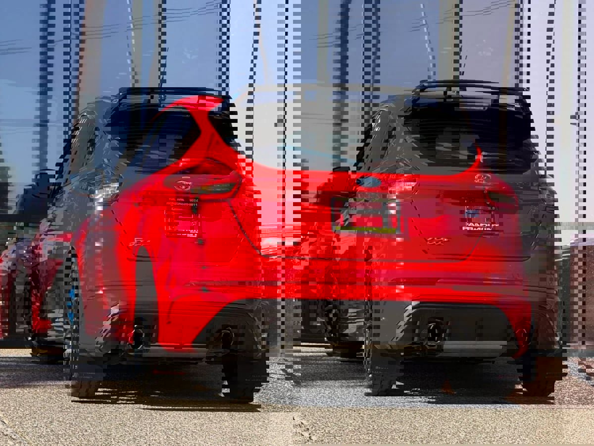 Used 2018 Ford Focus RS AWD/4WD image 8