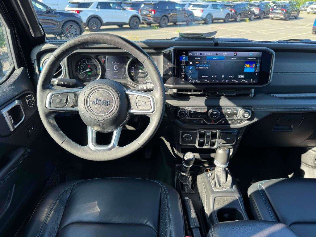 Used 2024 Jeep Wrangler High Altitude AWD/4WD image 21