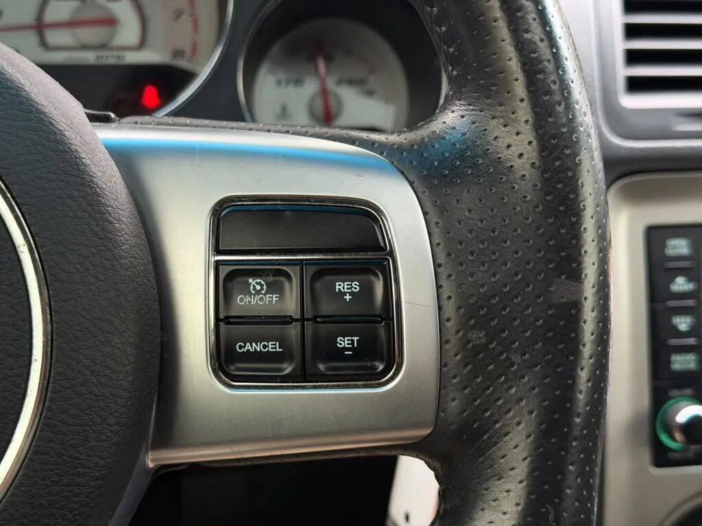 Used 2012 Dodge Challenger SRT8 RWD image 25