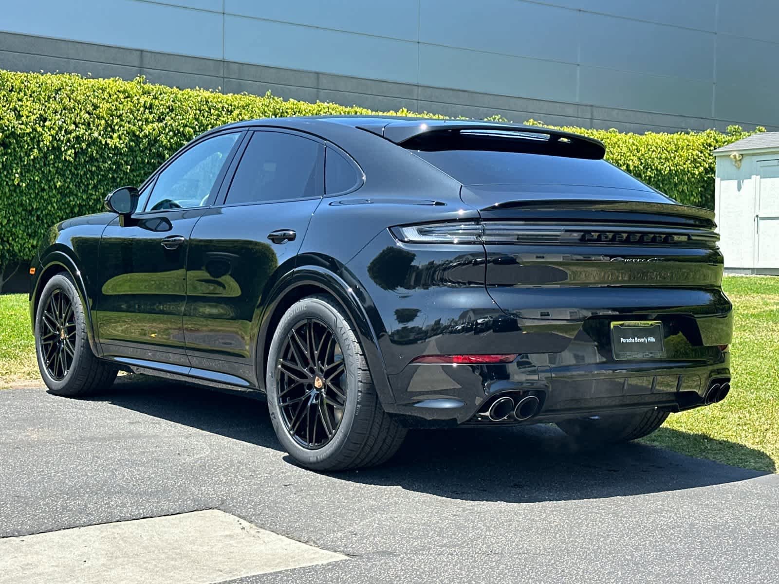 New 2026 Porsche Cayenne GTS AWD/4WD image 3