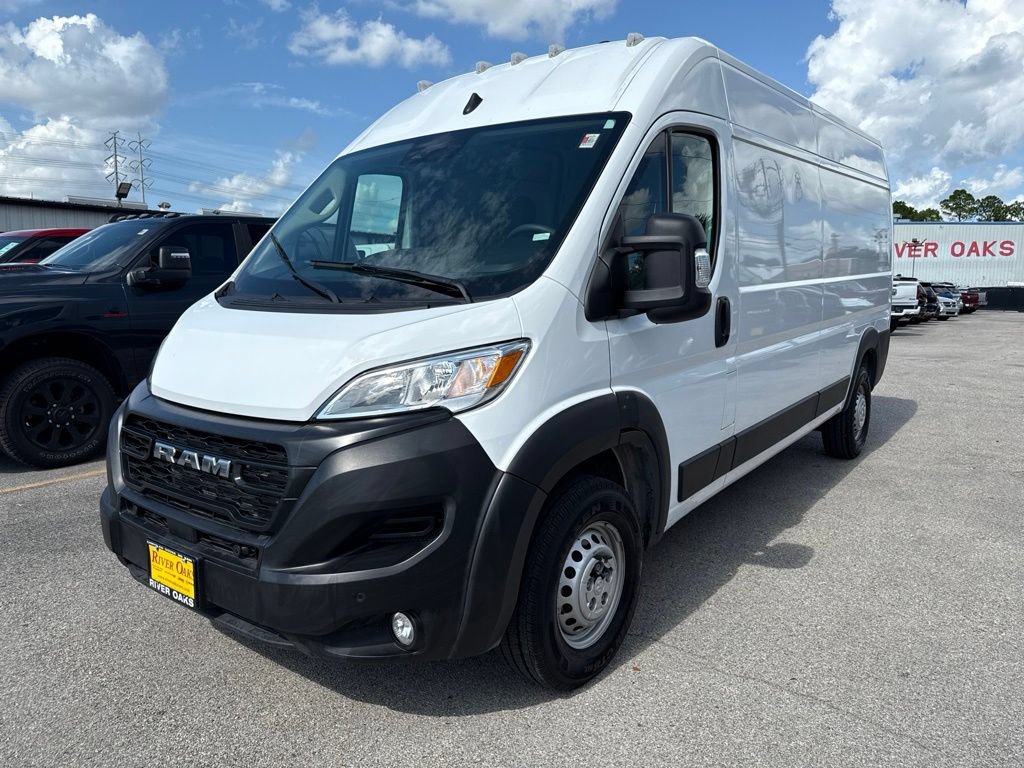 Used 2026 RAM ProMaster 2500 w/ Safety Group FWD image 3