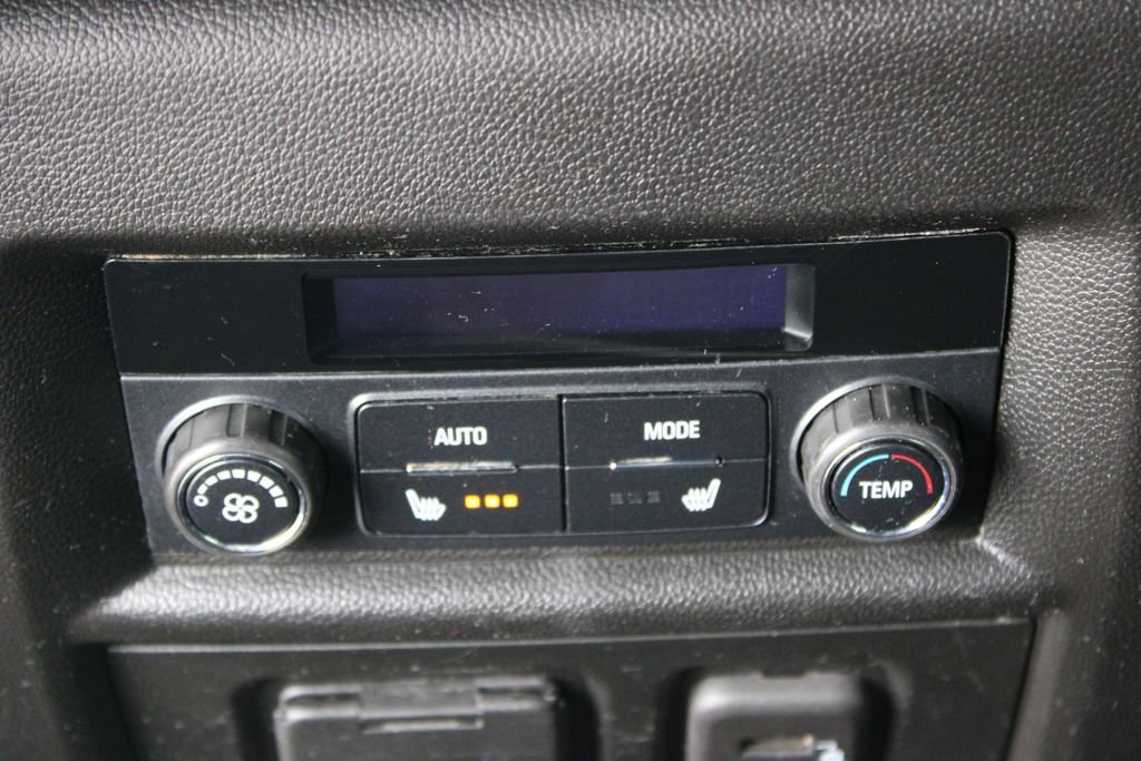 Used 2023 Chevrolet Traverse Premier image 27