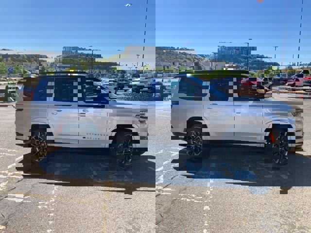 New 2025 Jeep Grand Wagoneer L Series II Obsidian w/ Quick Order Packagew 28T image 5