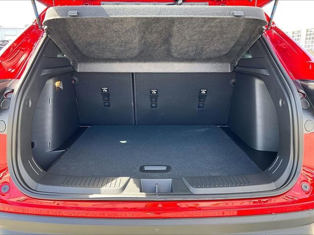 New 2026 Chevrolet Trax RS w/ Sunroof Package image 15