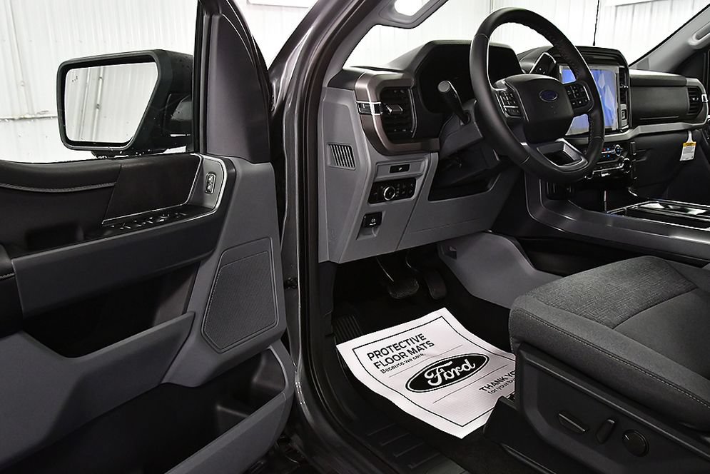 New 2026 Ford F150 XLT w/ Equipment Group 302A MID AWD/4WD image 16