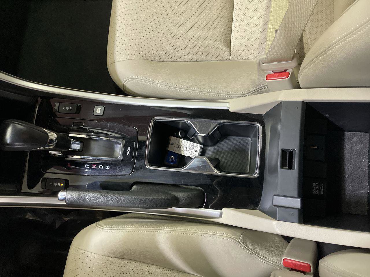 Used 2017 Honda Accord Touring image 20