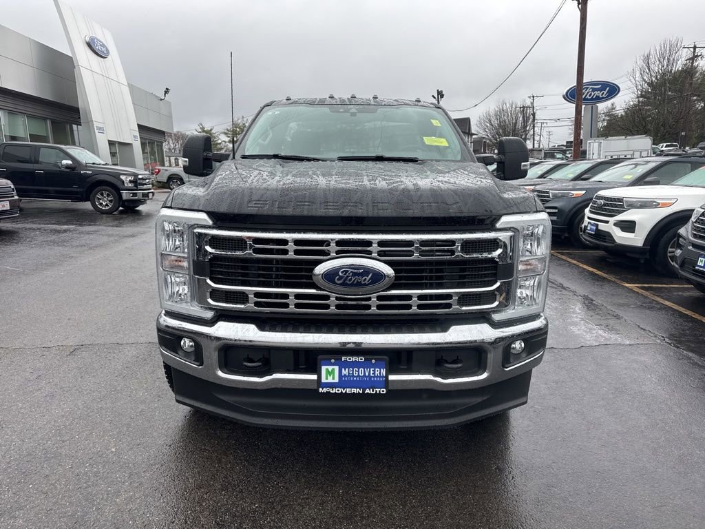 New 2026 Ford F350 XLT w/ FX4 Off-Road Package image 2