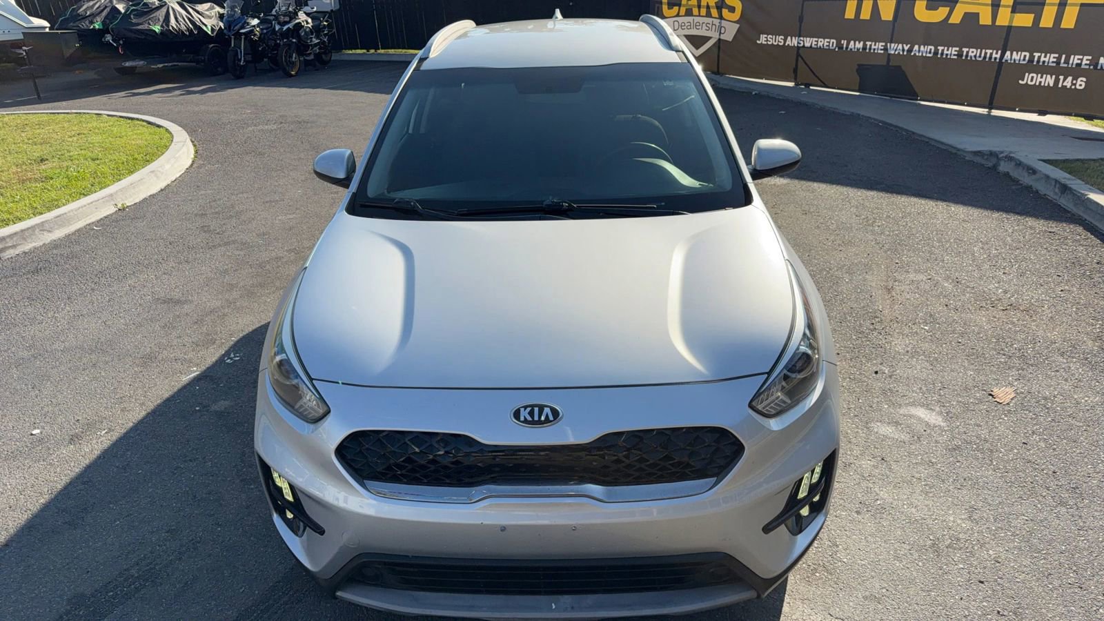 Used 2020 Kia Niro LX FWD image 11