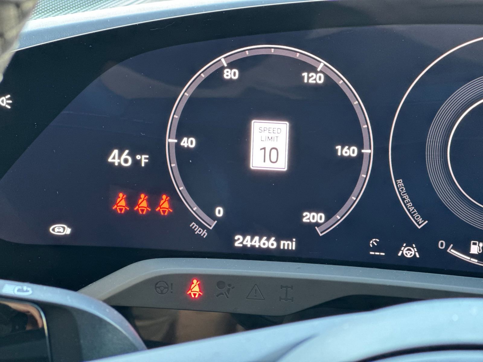 Certified 2024 Porsche Taycan GTS image 31