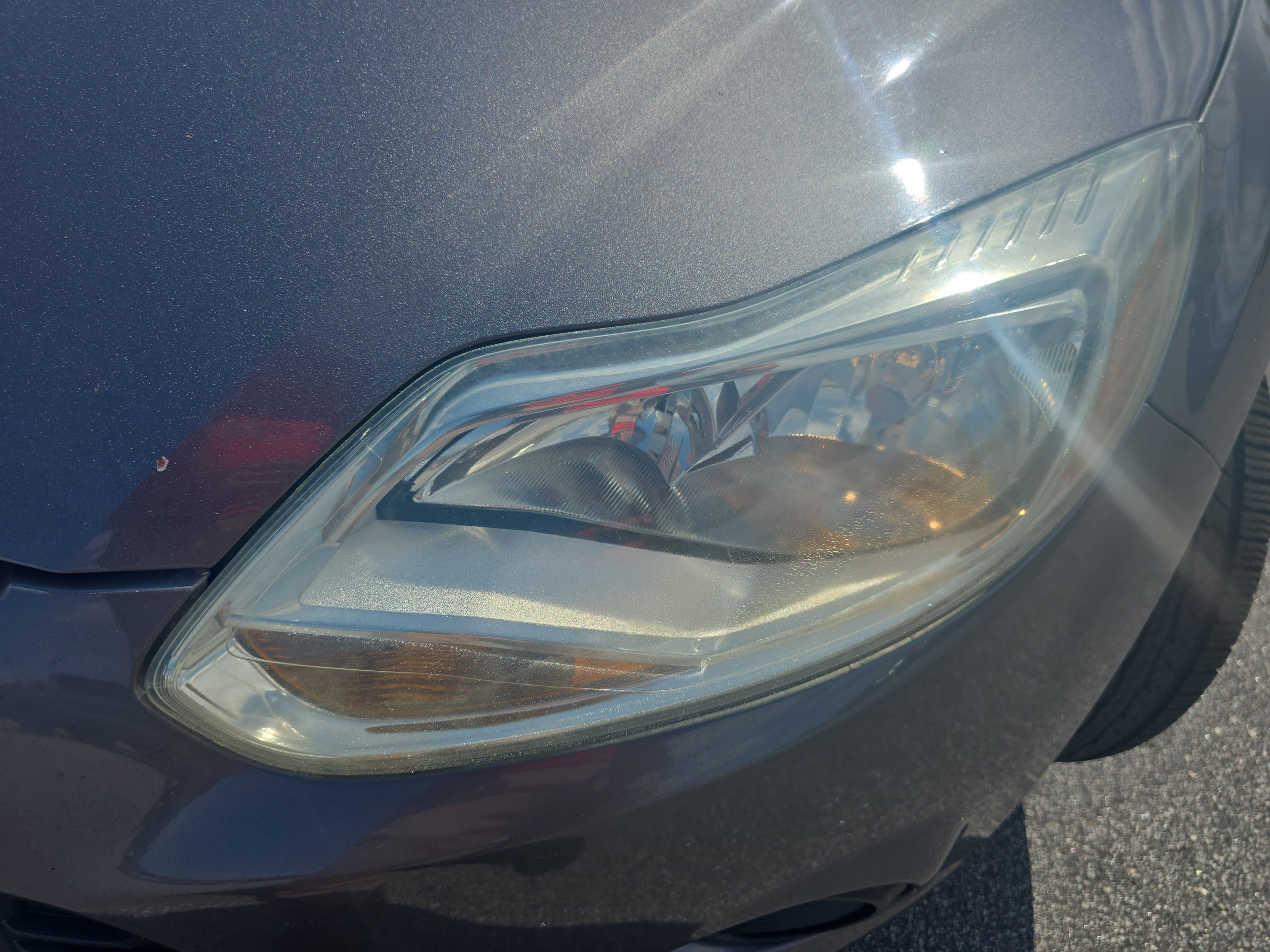 Used 2014 Ford Focus SE FWD image 29