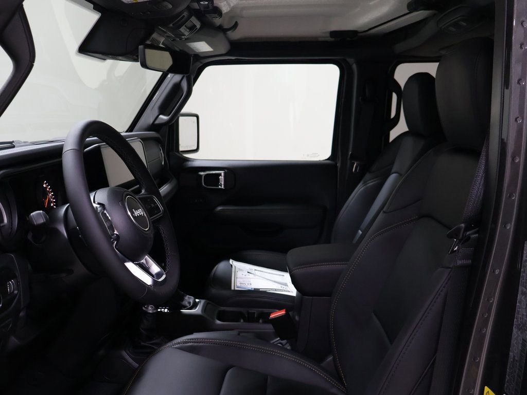 New 2025 Jeep Wrangler Sahara image 10