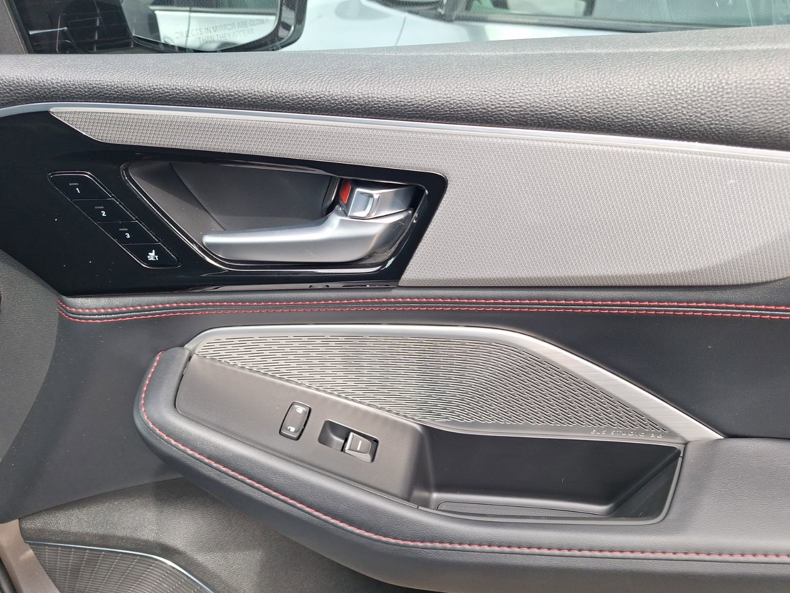 Used 2022 Acura MDX A-Spec image 39