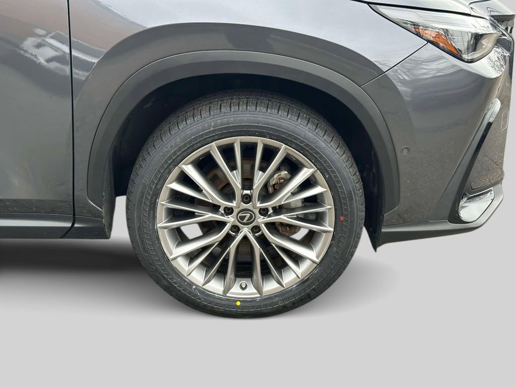Certified 2023 Lexus NX 350h AWD w/ Vision Package image 9